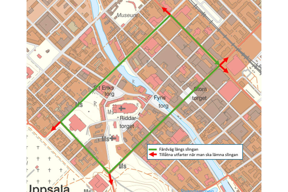 Karta över färdvägen som går via gatorna S:t Olofsgatan, Kungsgatan, Drottninggatan och Övre Slottsgatan. Förare ansluter till slingan med sitt ekipage och åker varvet medsols, max 1,5 timme. Slingan lämnas antingen via Kungsgatan eller S:t Olofsgatan. 