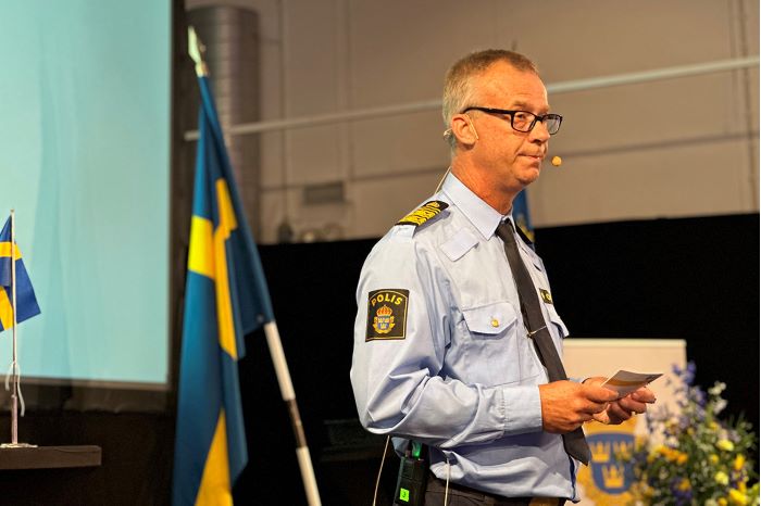 Håkan Boberg, chef för polisområde Jönköping, höll tal vid ceremonin.