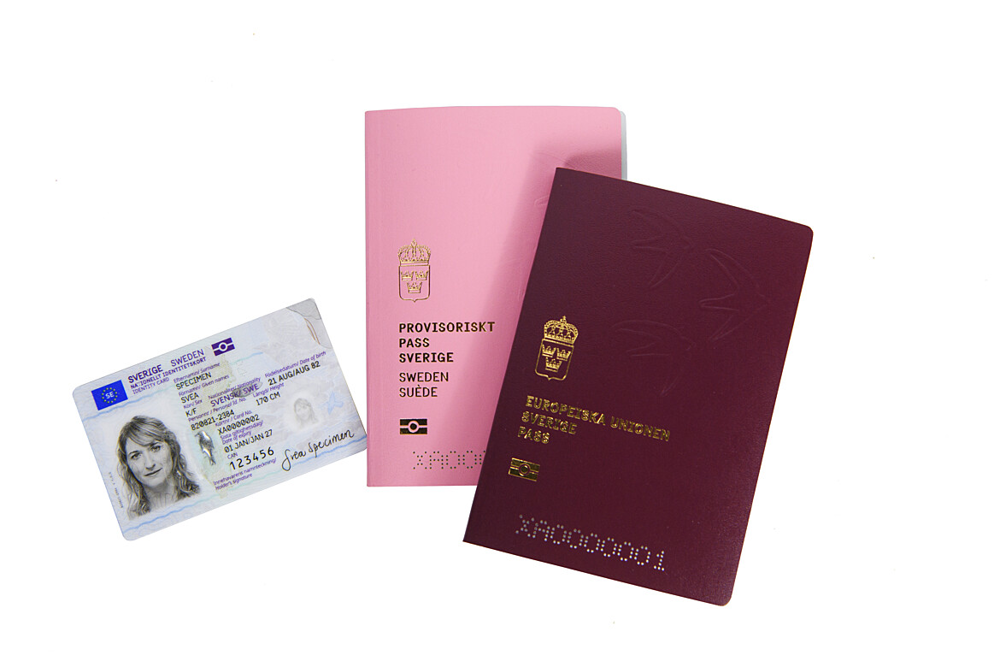 Resehandlingar: nationellt id-kort, provisoriskt pass, pass.