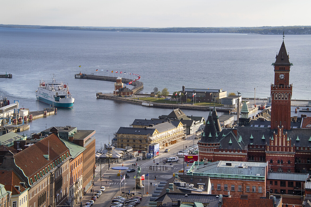 Utsikt över Helsinborgs hamninlopp