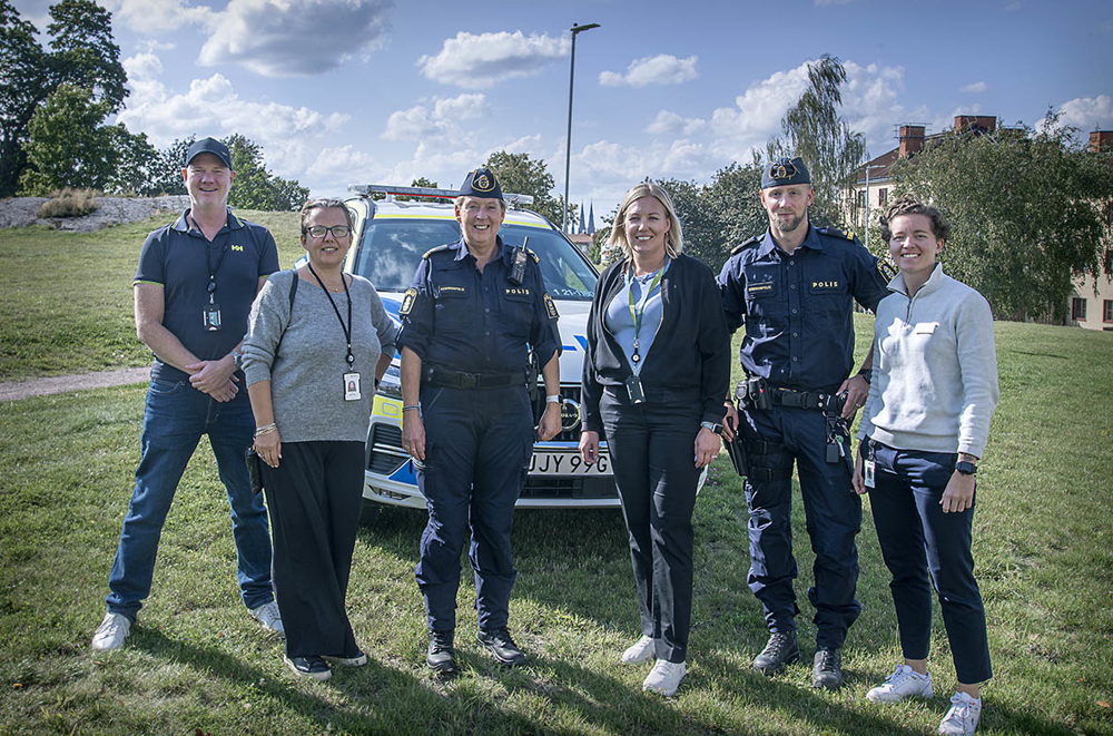 Bild på representanter gällande företagssamverkan.