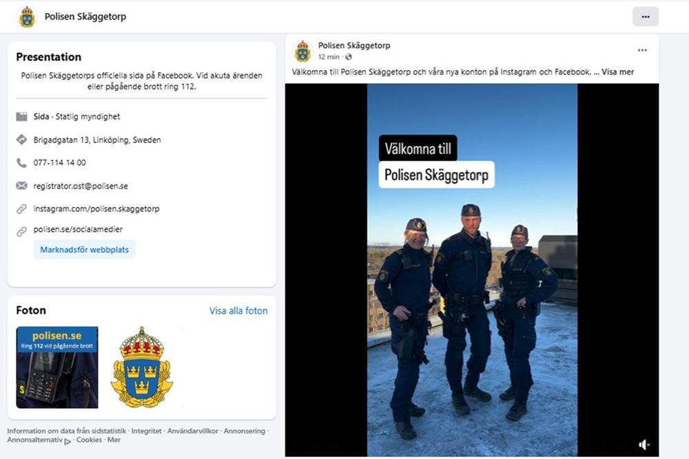 Ett skärmklipp från Facebook-kontot Polisen Skäggetorp. I skärmklippen syns Facebook-sidan och ett inlägg med en bild som visar tre uniformerade poliser. 